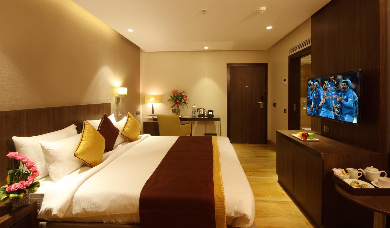 Hotel Fidalgo Pune Exterior photo