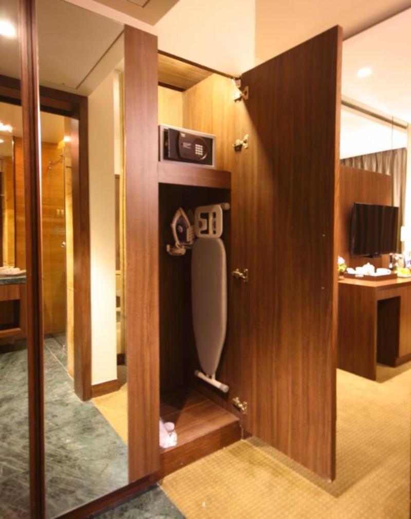 Hotel Fidalgo Pune Exterior photo